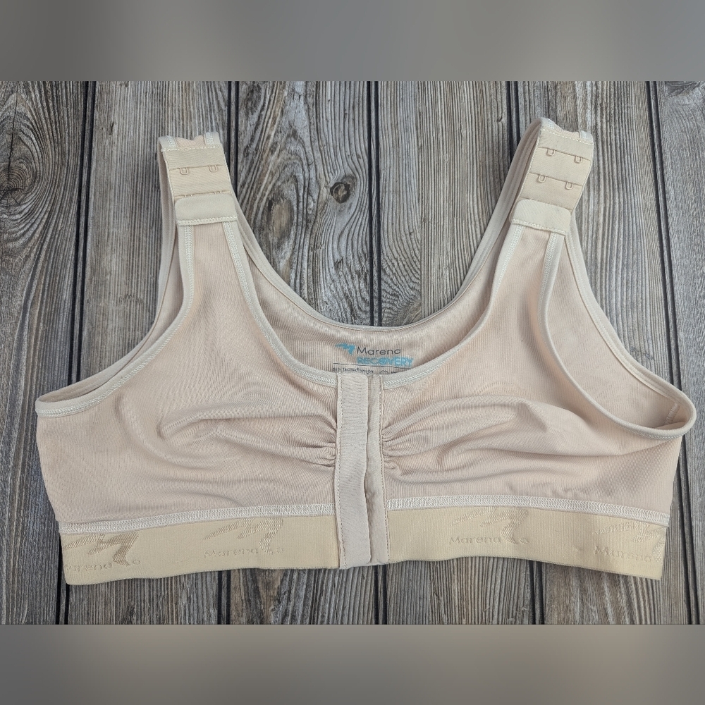 Marena Recovery Size 40AA/A Bra In Nude Fromt Hooks And Shoulder Hooks